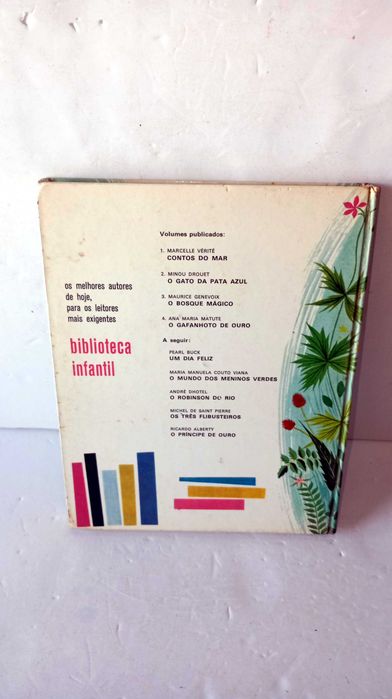 O Bosque Mágico - Biblioteca Infantil