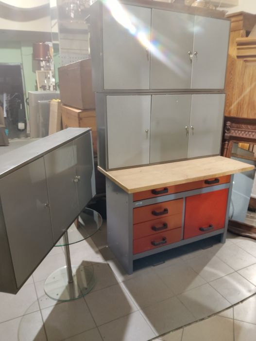 Zestaw mebli warsztatowych