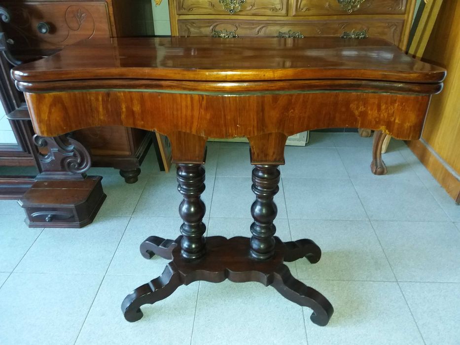 Mesa de chá Antiga