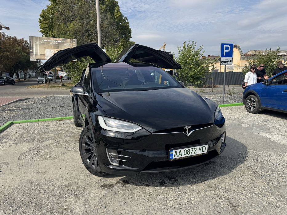 Tesla Model X 100D