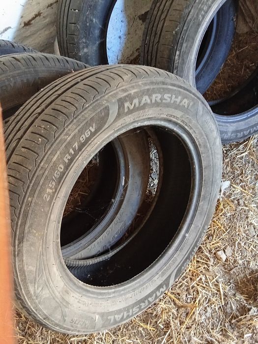 Автошини 215*60р17