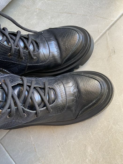 Ботинки зимние кожанные женские