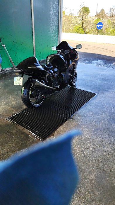 Moto hayabusa ano 2004