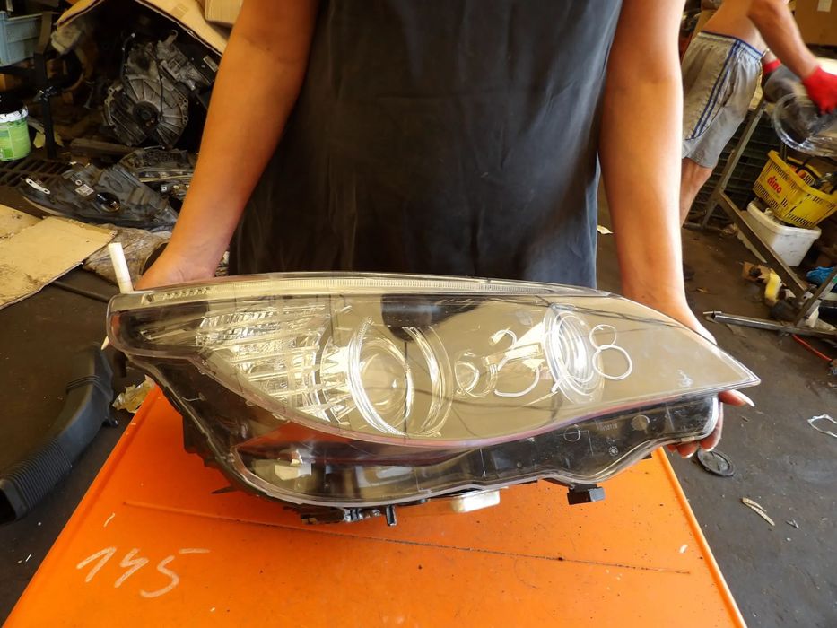 BMW - E60 - LIFT - XENON - SKRĘTNA - PRAWA LAMPA PRZEDNIA - EUROPA - 7044672