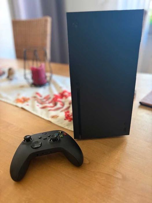 Xbox Series X 1TB + pad