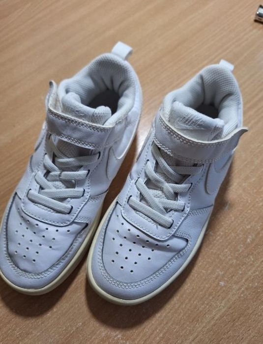 Кросівки Nike  білого кольору