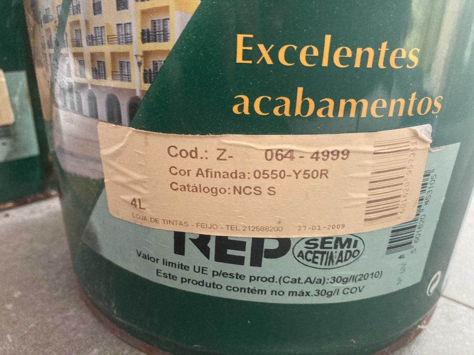 Robbialac - Tinta plástica para interior e exterior