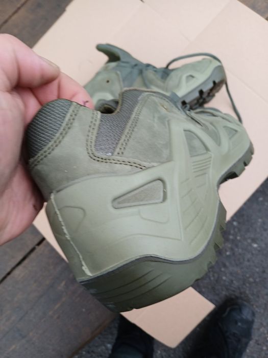 Розпродаж тактичні кросівки робоче взуття