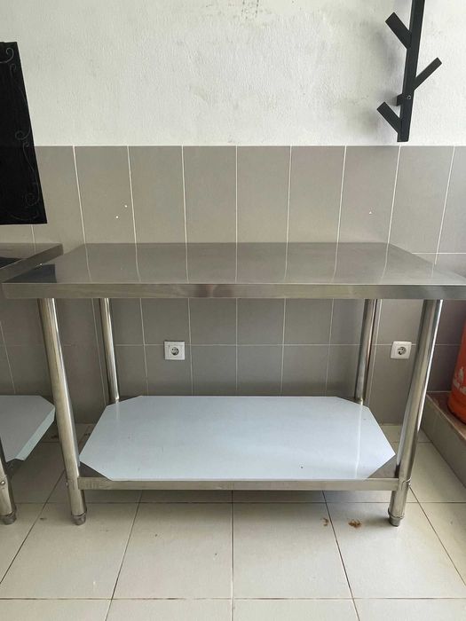 Mesa de inox nova