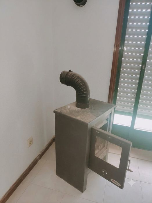 Vendo salamandra da marca Delba