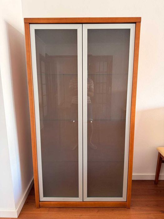 Elegante e robusto conjunto completo de móveis de sala em madeira maciça – Mesa + 4 Cadeiras + Aparador/móvel TV + 2 Cristaleiras + mesa de centro