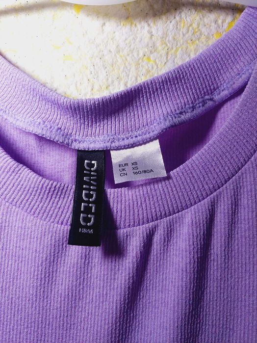 Лавандова сукня з затяжками