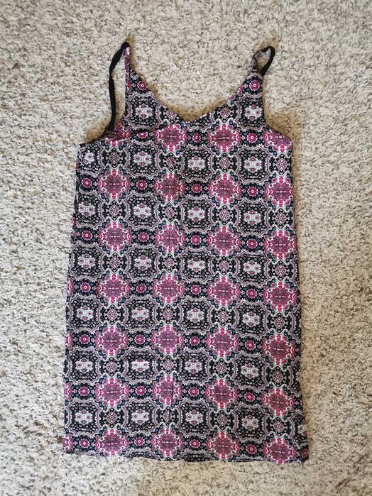 Letnia sukienka Sinsay S/36 mini z wiskozy dekolt z tyłu