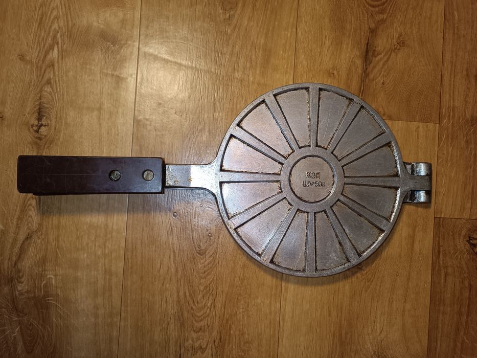 Вафельница СССР форма для выпекания тонких вафель