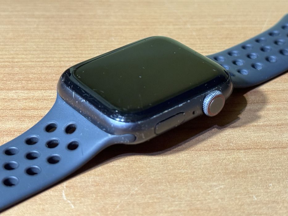 Apple Watch Nike 44mm GPS+Cellular - w pelni sprawny