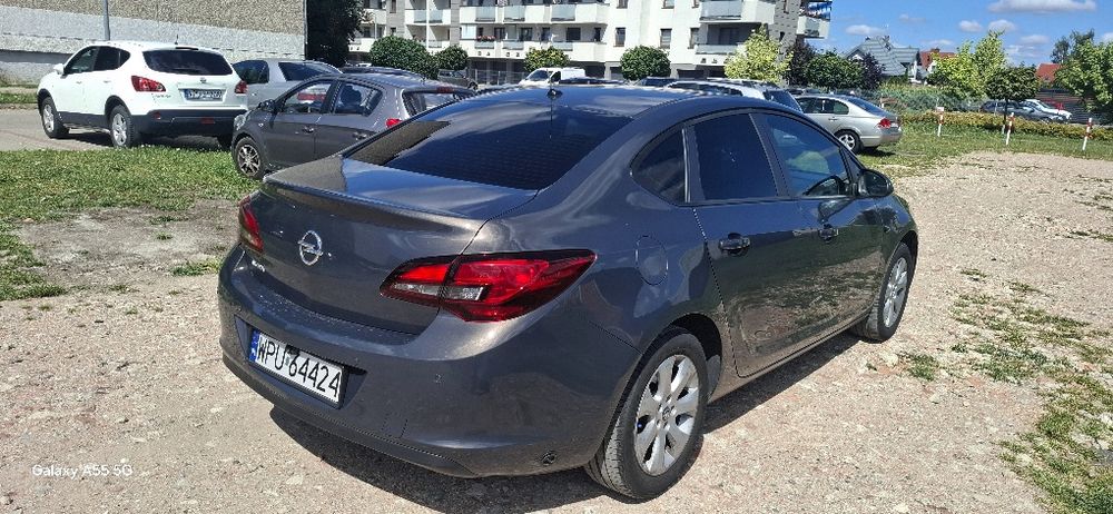 Opel Astra J 2016 r Gaz