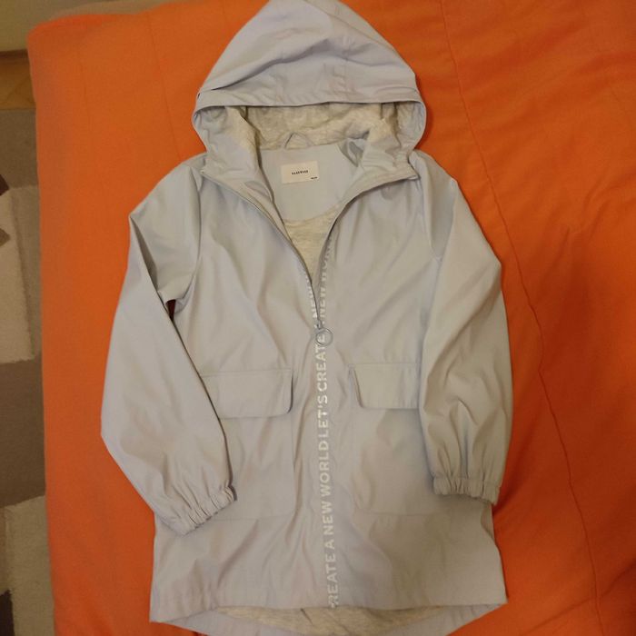 Płaszczyk dziewczęcy przecideszczowy, rozmiar 152 cm, Reserved