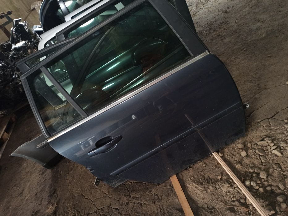 Z168 drzwi lewe prawe przód tył Opel Vectra c kombi lift błotnik