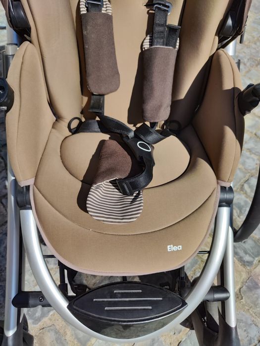 Carrinho de bebé marca Bebé Confort