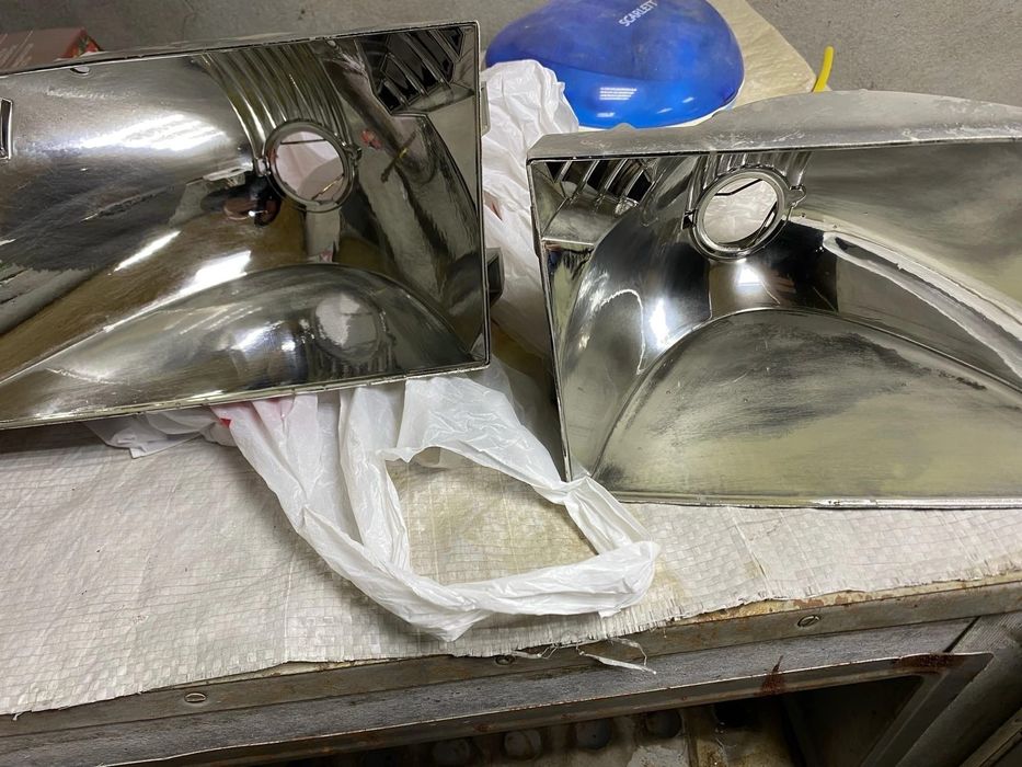 Відновлення фар, отражателів