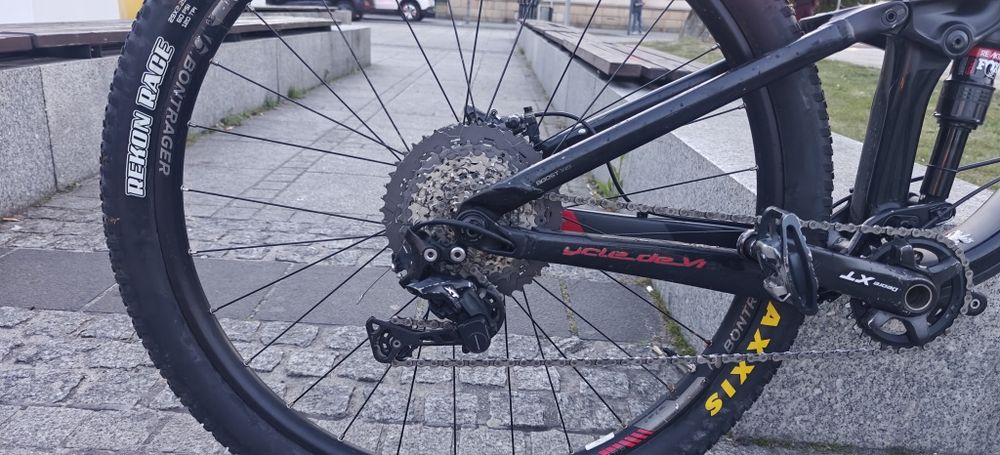 Trek Fuel EX 8 Full Suspension 29" (21,5")| Fox 34 RE:aktiv | Shimano XT  2019 plus komplet felg