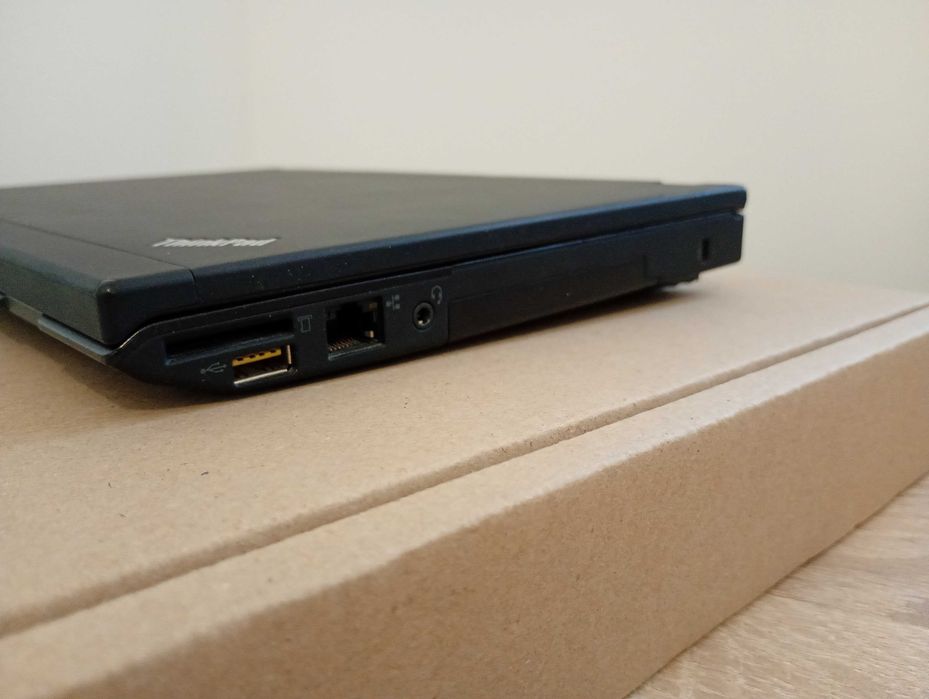 Lenovo ThinkPad X220 i5 / 8 GB RAM / SSD 128 GB