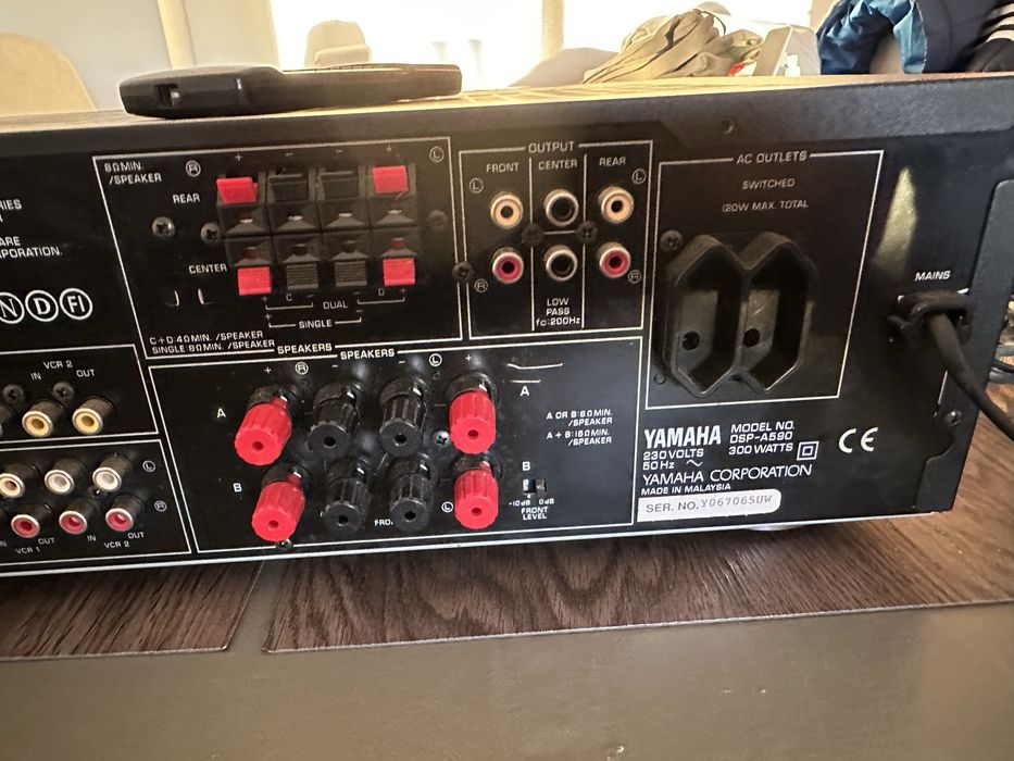 Amplificador,colunas,……