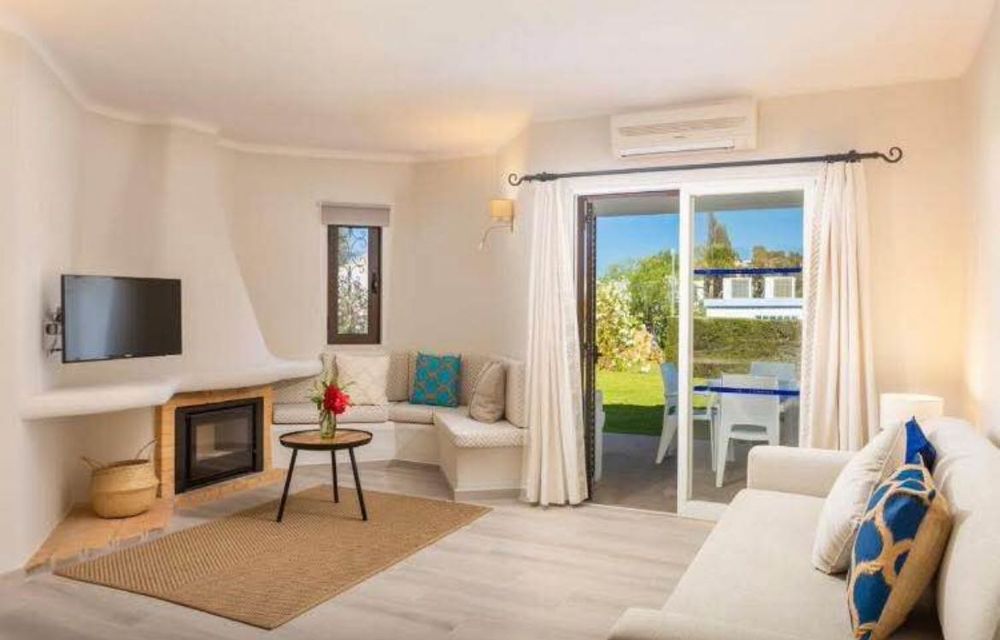 alugo casa v2 em albufeira