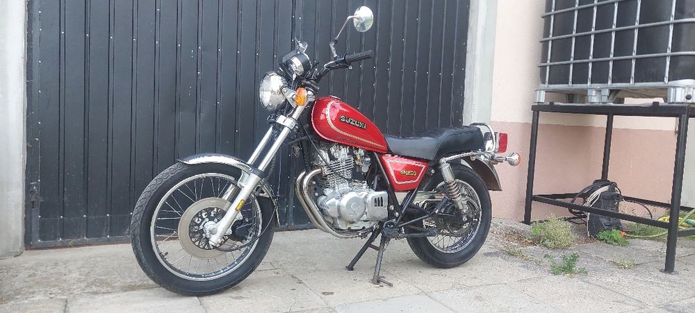 SUZUKI GN 250 rok 1992