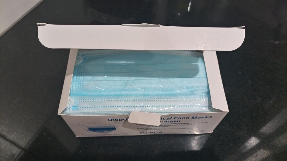 Maseczki jednorazowe