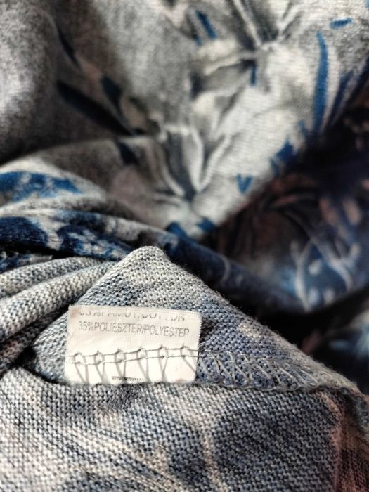 Sweter w kwiaty S/M