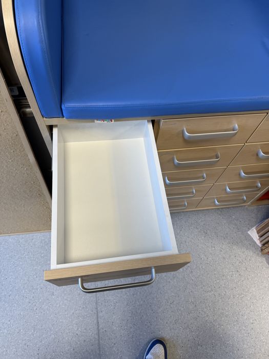 Przewijak z szufladami