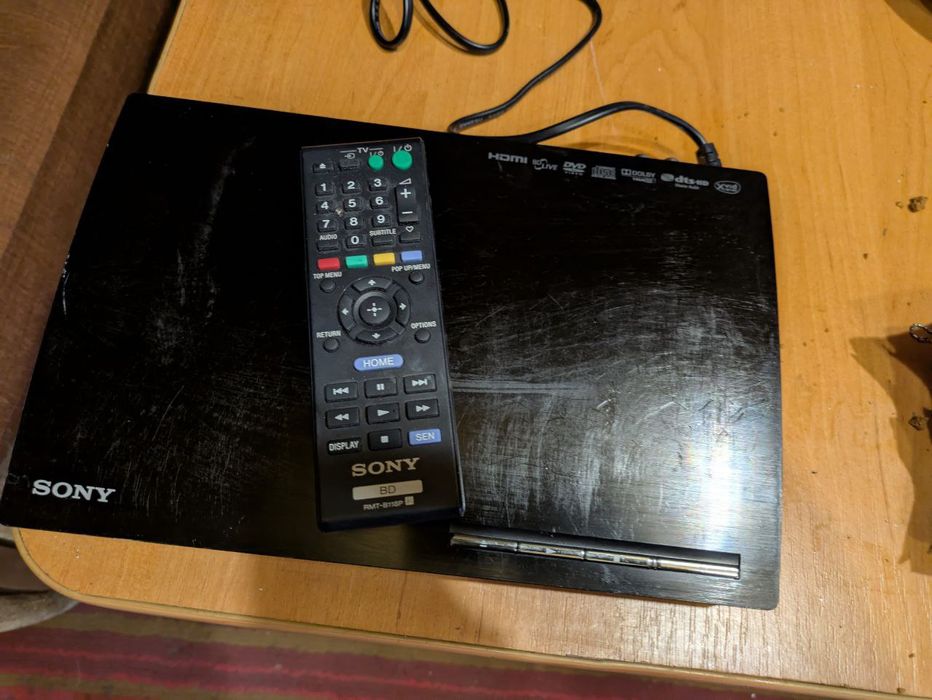Продам Sony BDP-S185