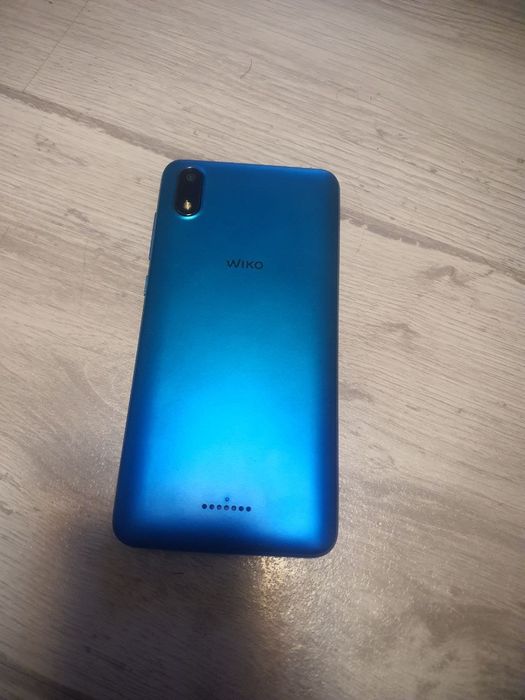 Телефон Wiko y60 франция