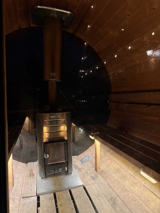 Leśny reset dla 10 osób – sauna, balia i podgrzewany basen