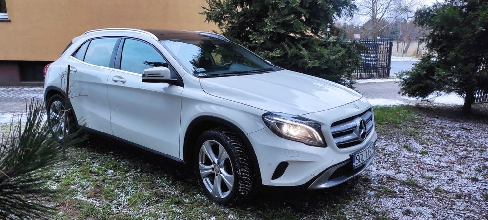 Mercedes Benz GLA 220d 2015