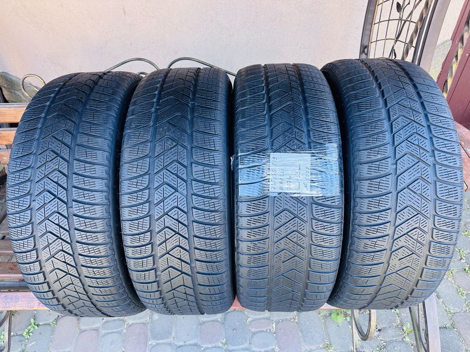 Шини зимові 235/55 R19 (105H) Pirelli Scorpion