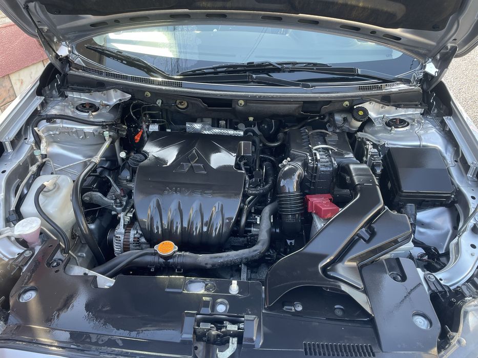 Mitsubishi Lancer