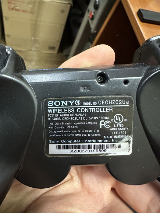 Черный белый джойстик sony ps3