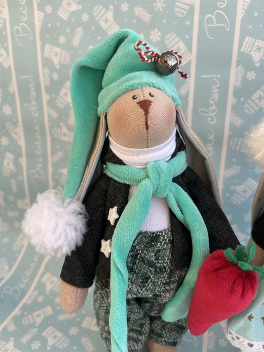 Пара інтер'єрних зайчиків