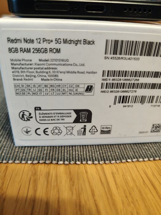 Sprzedam 2 telefony redmi