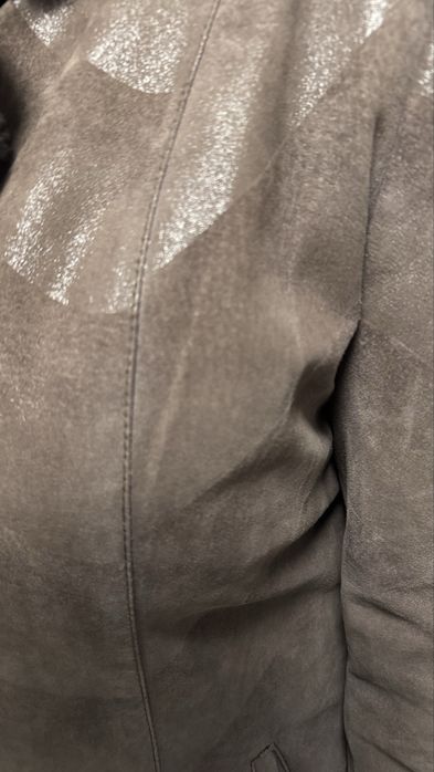 Жіноче натуральне шкіряне ( утеплене) демисезонне пальто. Розмір 52.