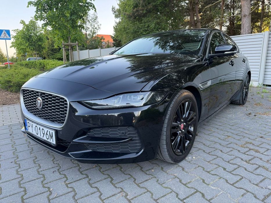 Jaguar XE