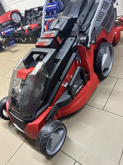 Потужна Акумуляторна газонокосарка Einhell GE-CM 43 Li M Kit