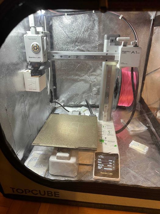 Bambu Lab A1 mini + obudowa (TOPCUBE) | Stan jak nowy | Gwarancja