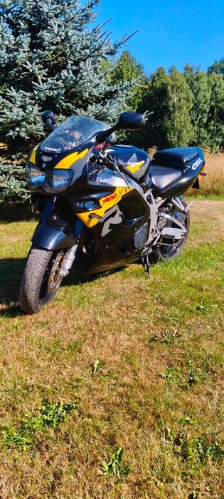 Honda CBR 900 RR