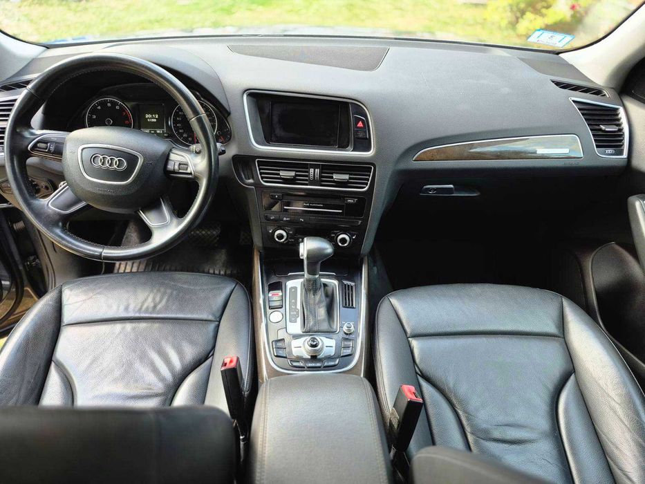 Продається Audi Q5 8R