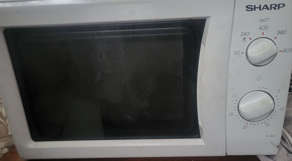 Мікрохвильова піч