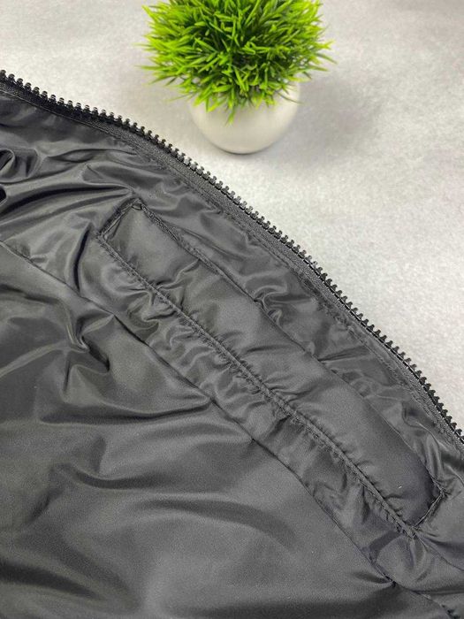 Жилетка Nike Storm Fit чорна