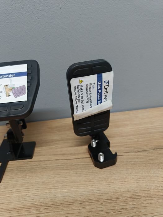 Zespół przedłużaczy pedału gazu hamulca